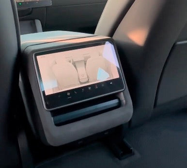 Alcantara ramme til midtkonsoll – Tesla Model 3 Highland