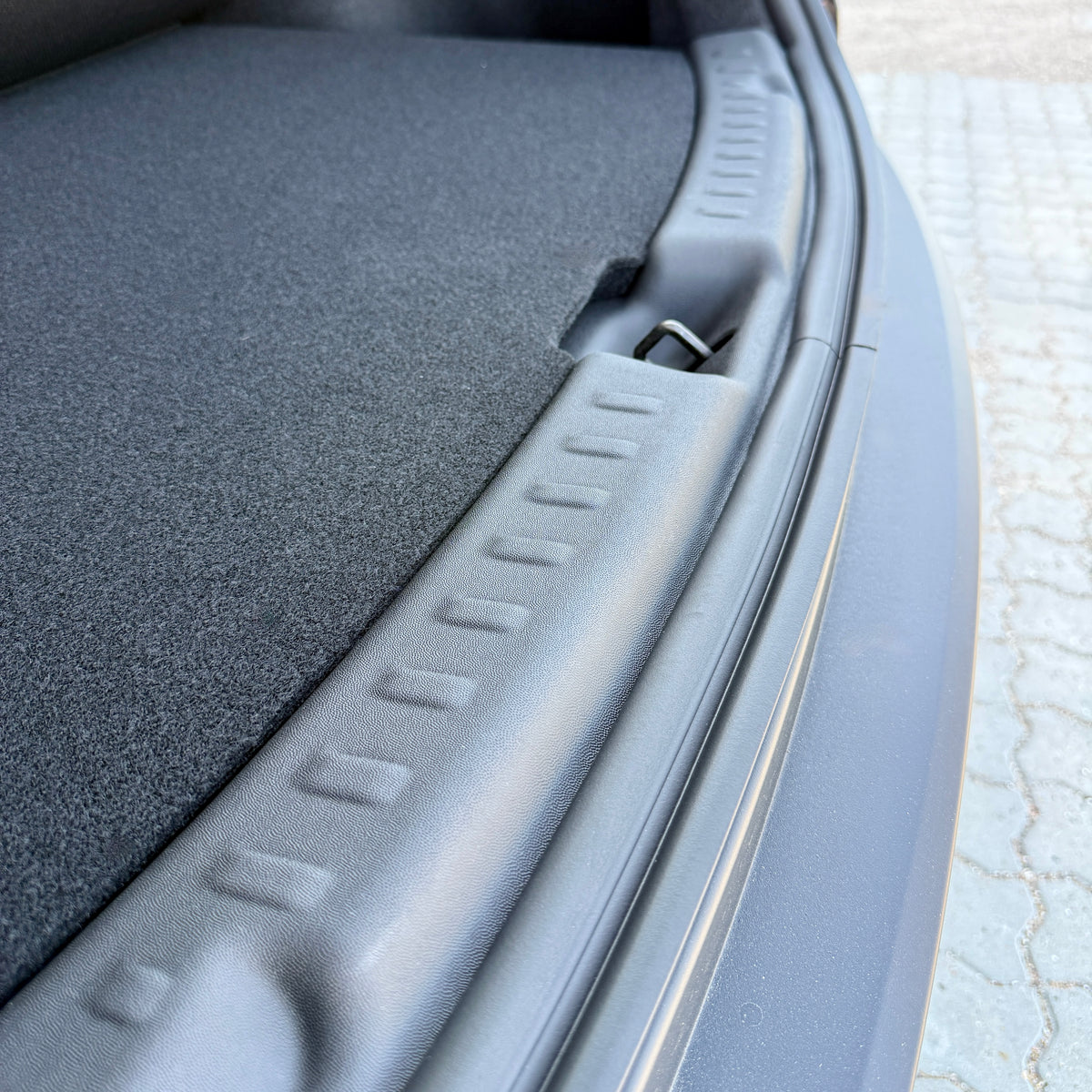 Beskyttelse til lastekant - Tesla Model Y Juniper 2025