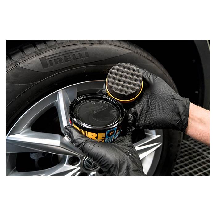 Soft99 Tire black wax – ultimat dekkfornyer