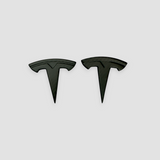 To Tesla T-emblemer i ét stykke i ægte mat carbon til Model 3, produktbillede