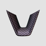 V-formet rat-cover i carbon-look til Tesla Model 3 Highland vist alene på hvid baggrund