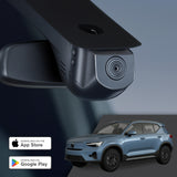 GCG MAX 4K Dashcam monteret ved bakspejlet i Volvo EX40, med reklame for gratis app til iOS og Android