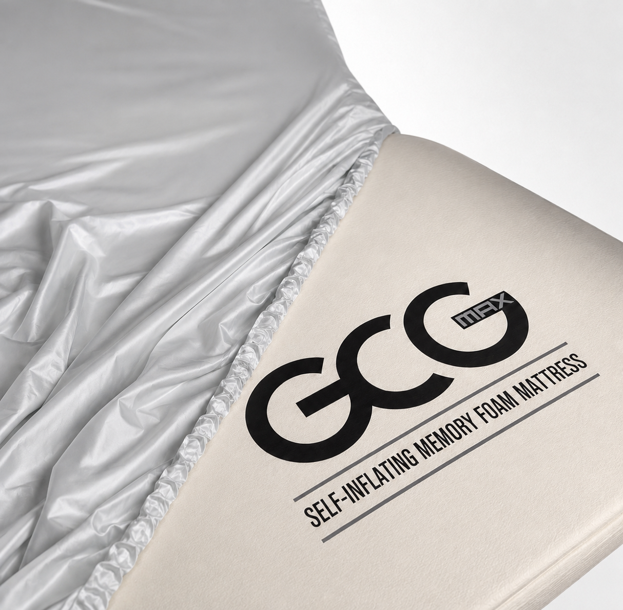 Nærbillede af elastikkant på GCG bambuslagen med logo