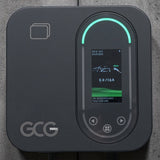 Nærbillede af GCG MAX ladeboks display med grøn LED-ring og LCD-skærm