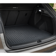 Sort bagagerumsmåtte monteret i åbent bagagerum på Audi Q4 E-tron / VW ID.4