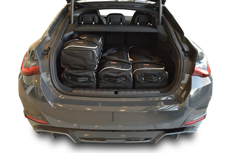 Car-Bags komplet taskesæt skræddersyet til bagagerum i BMW i4.