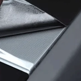 Folie-cover til midtkonsoll – Tesla Model 3/Y